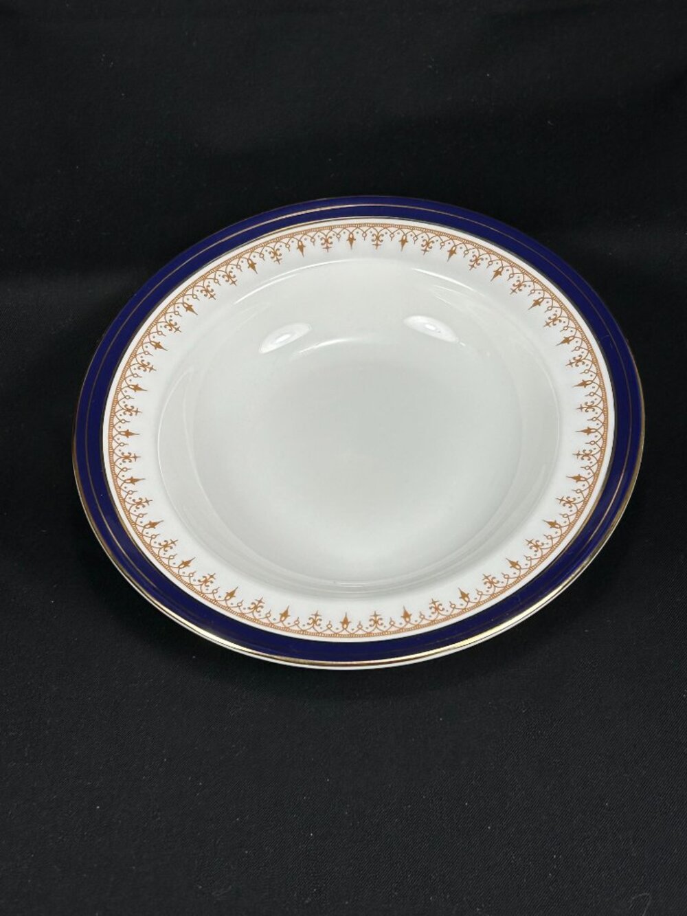 beautiful bone china rimmed soup bowl. Aynsley UK 1646 LEIGHTON